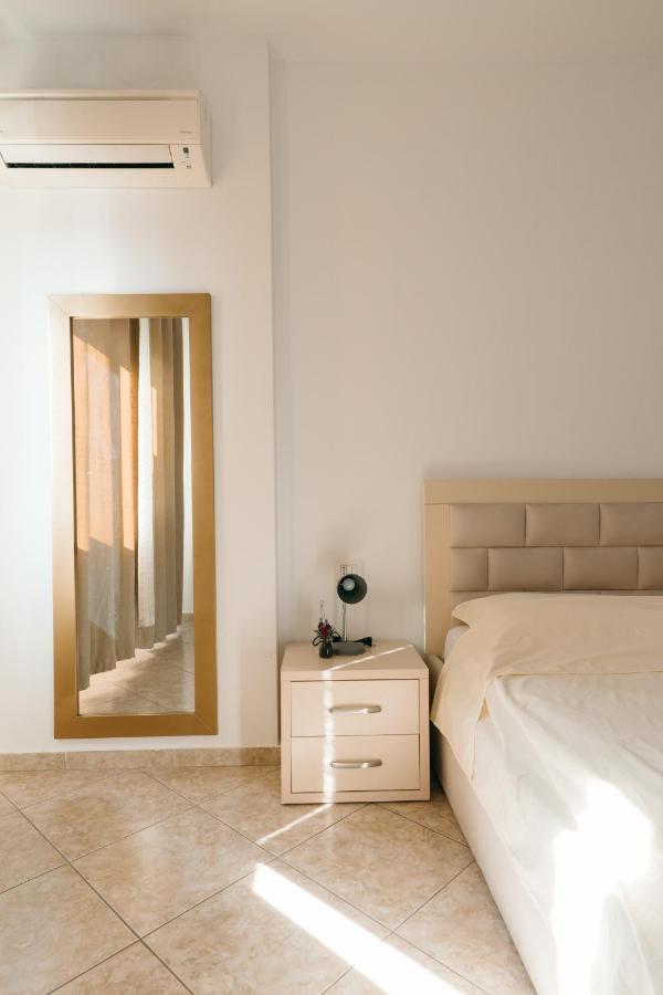 Rs Place 1-Bedroom Apartment Tiran Dış mekan fotoğraf