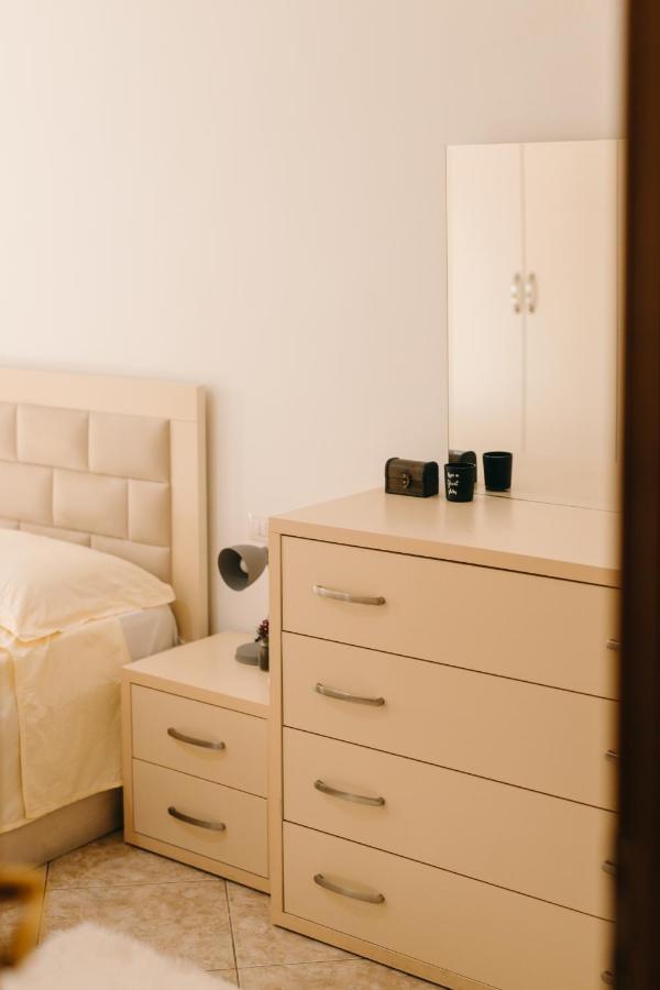 Rs Place 1-Bedroom Apartment Tiran Dış mekan fotoğraf
